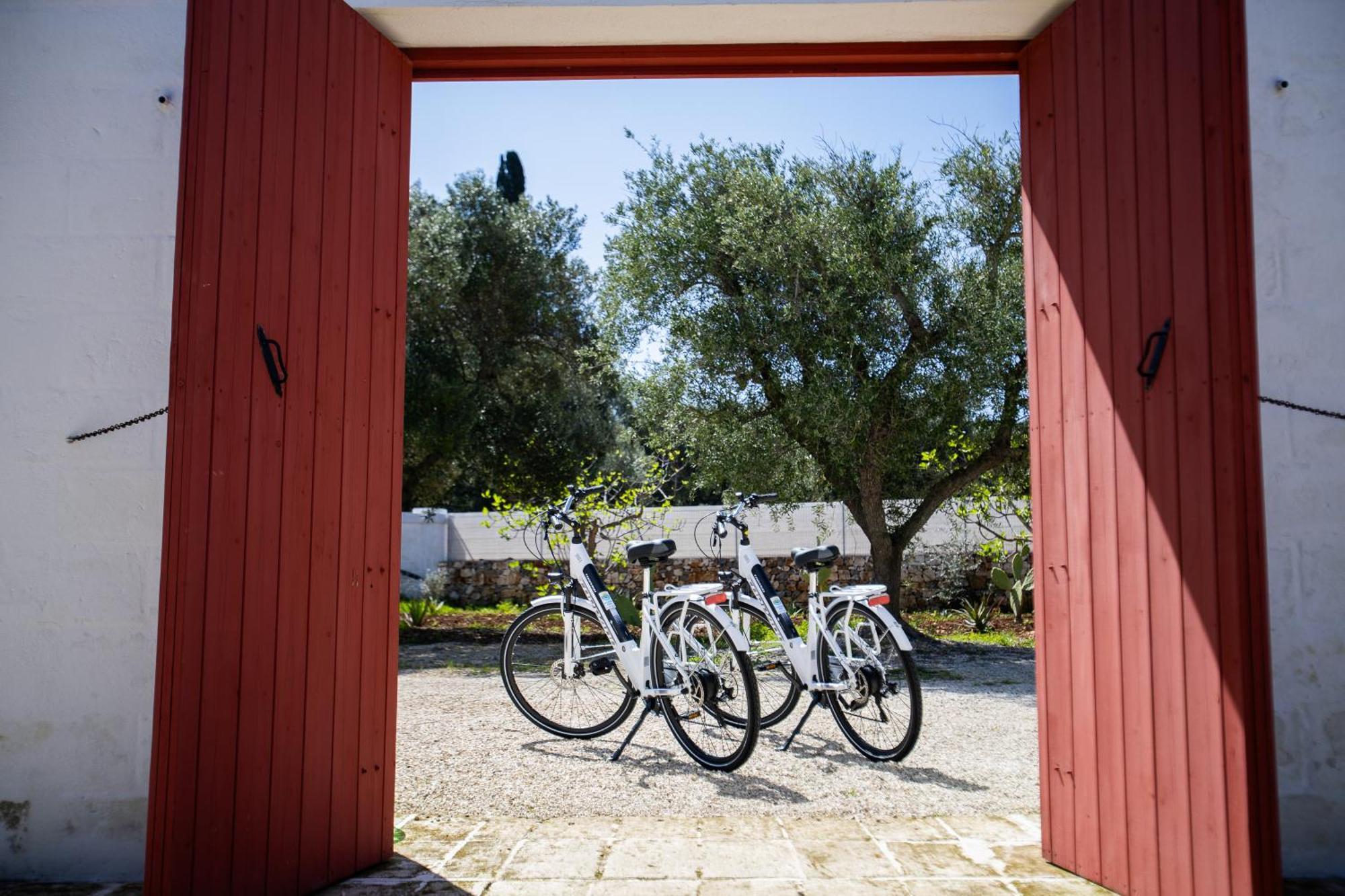 Tenuta Amostuni-Country House Exterior photo
